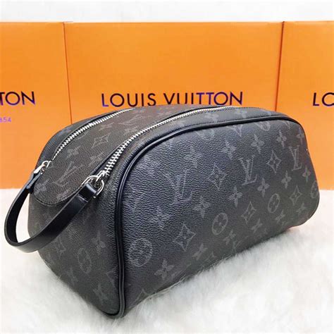 erkek el çantası louis vuitton